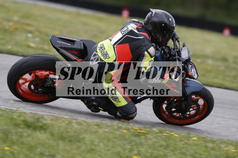 Archiv-2025/08 20.04.2025 Speer Racing ADR/Gruppe gelb/2